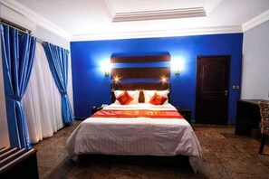 經典客房 | 書桌、手提電腦工作空間、免費 Wi-Fi