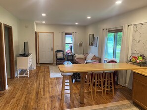 Interior - Lovely 2-bedroom apartment in charming Kingsford (Kingsford)