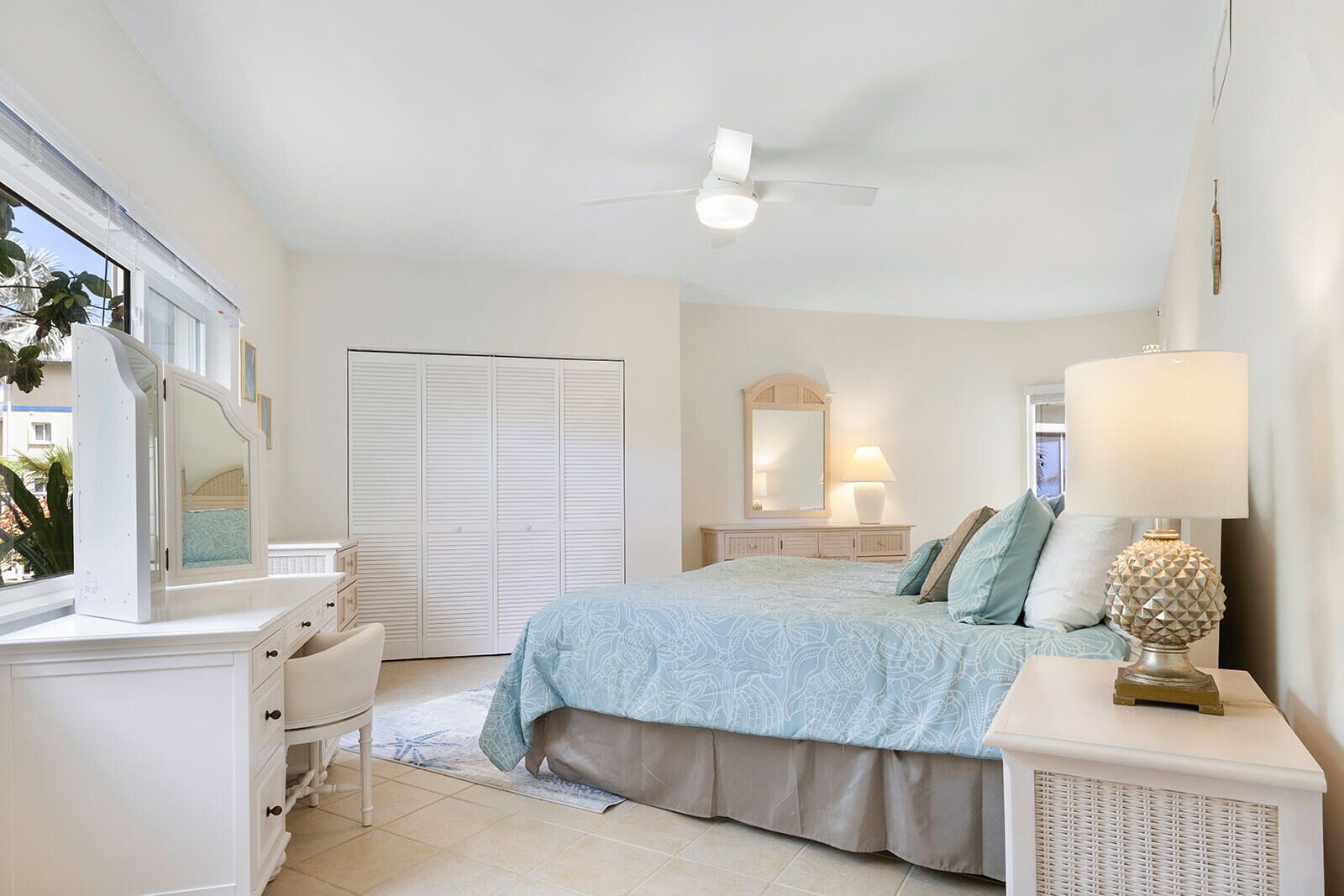 1 quarto, ferros/tábuas de passar roupa, Wi-Fi, roupa de cama