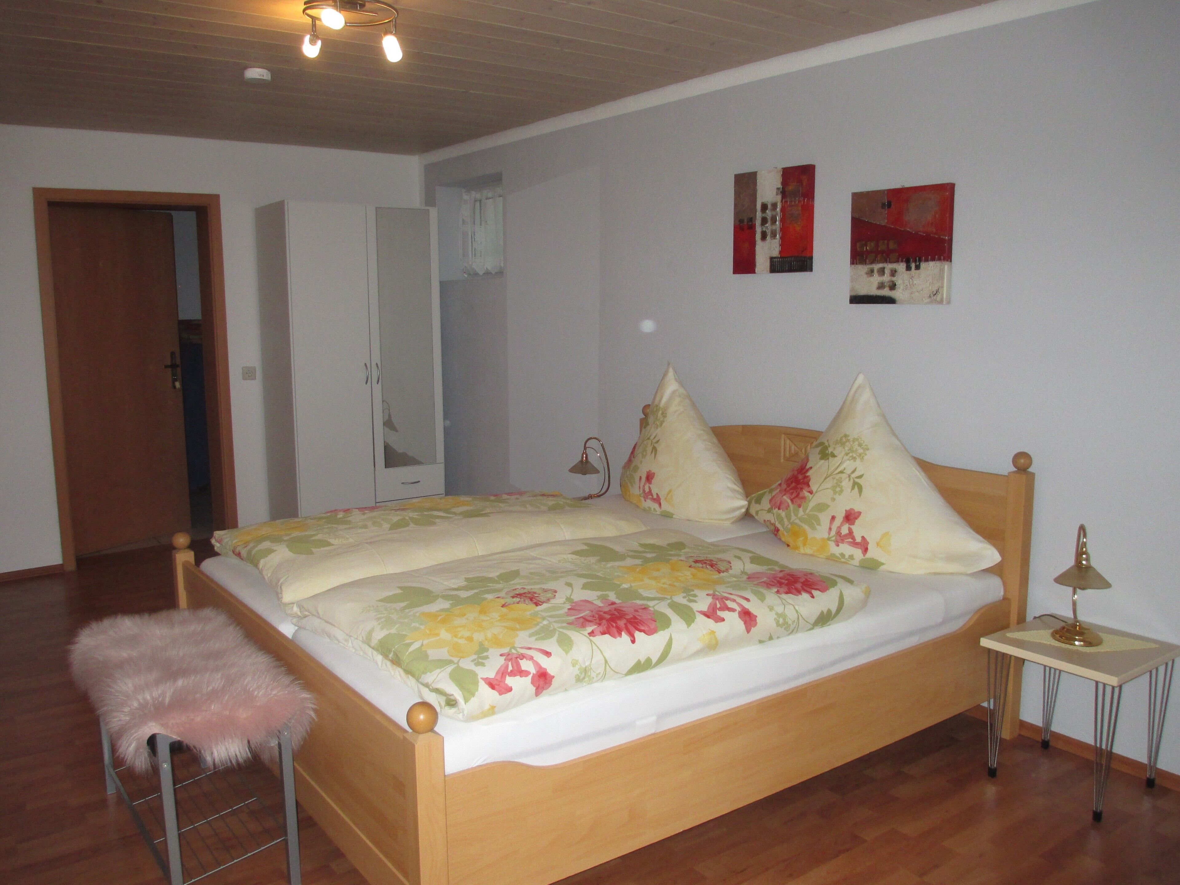 2 habitaciones, wifi y ropa de cama 