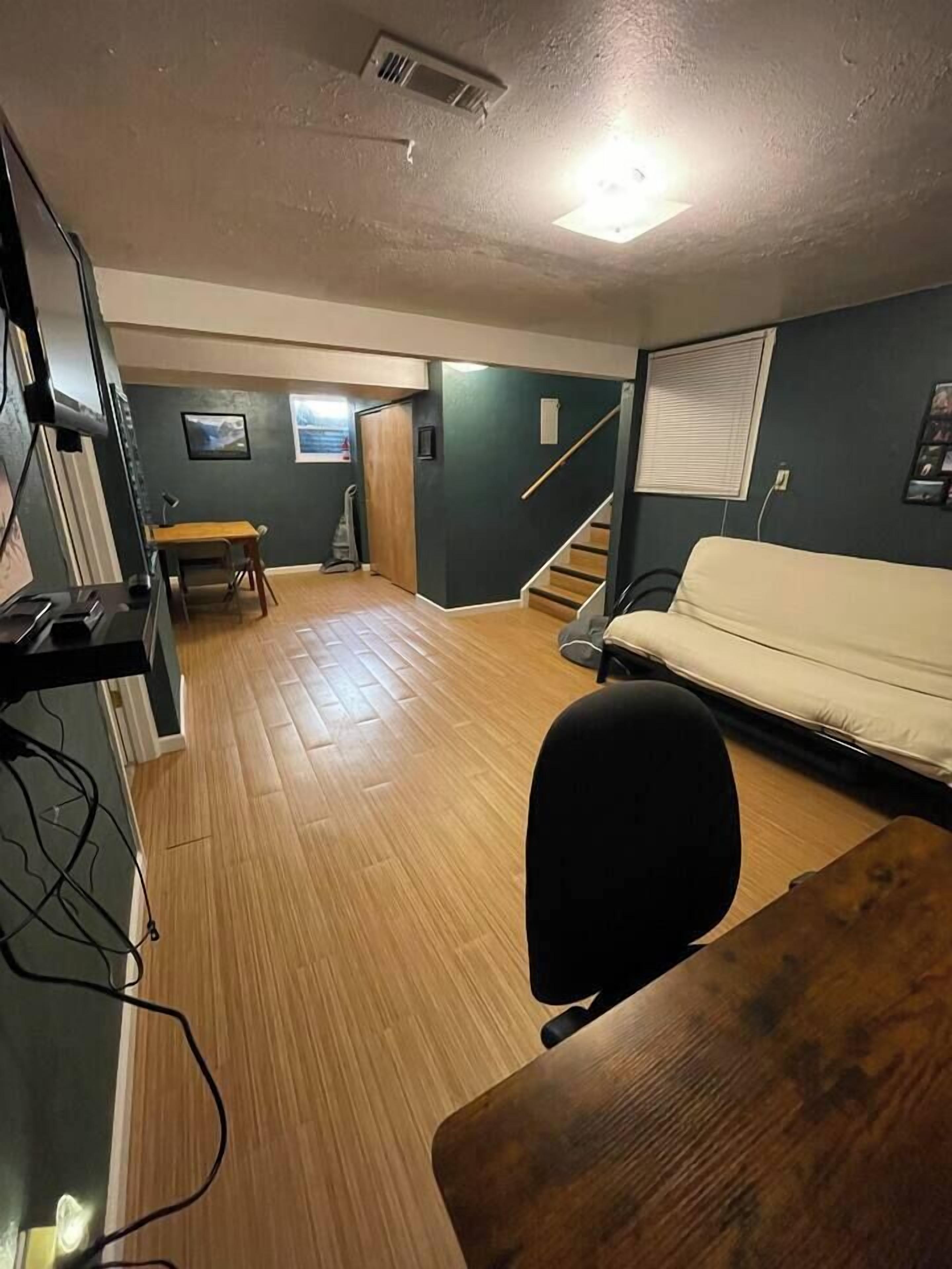 5 Bedroom, 3 Bath ~ Sleeps 12, Great For Families - Boulder, CO
