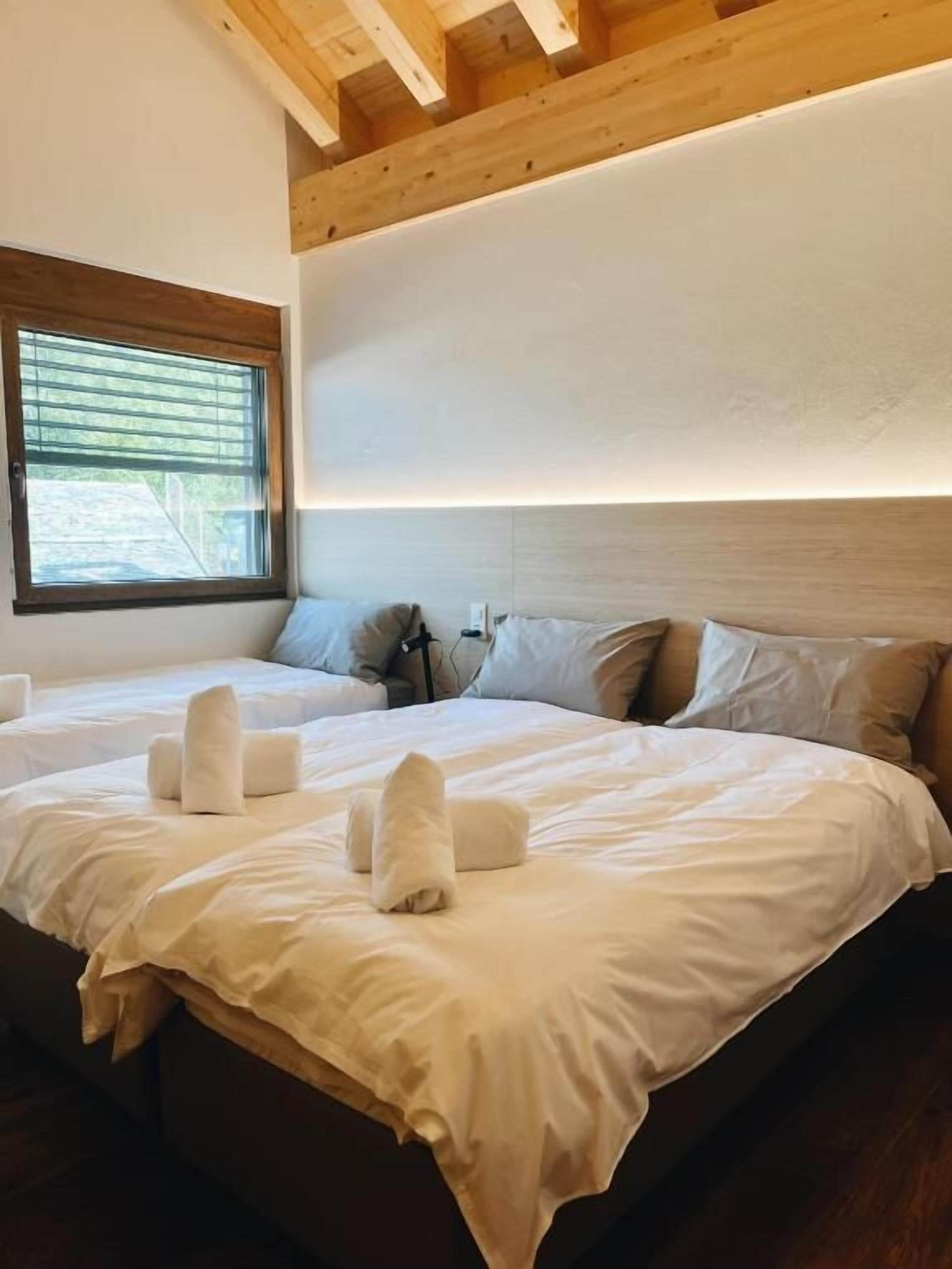 Wi-Fi gratuit, draps fournis