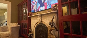 Downtown 3BR duplex full kitchen parking off i-787