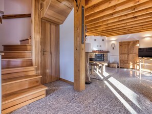Interior - Chalet la Chouette - Intimate 2 bedroom demi-chalet ideally located (Chamonix-Mont-Blanc)