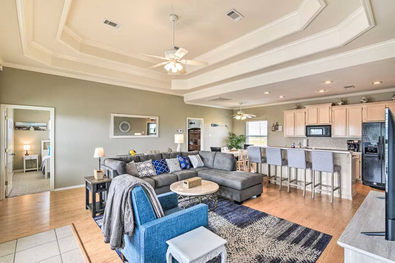 TV, fireplace, video games