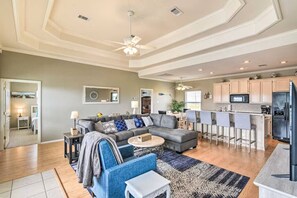 Télévision, cheminée, jeux vidéo