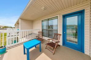 Casa, várias camas (Laguna Beach Breeze) | Terraço/pátio