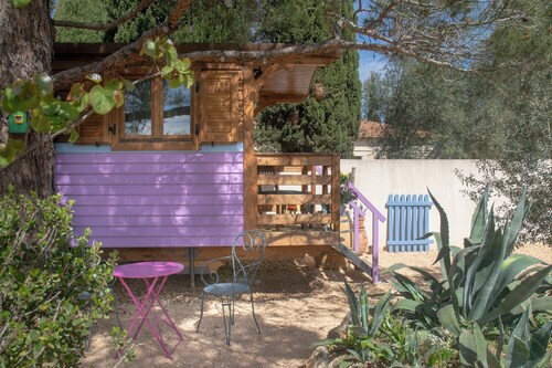 Charming guesthouse in the countryside 5 mins from Arles