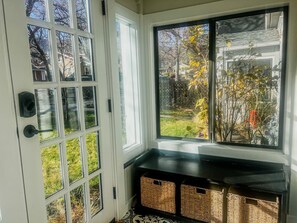 Interior - 9 Min Walk to Pearl Street - Downtown Boulder (Boulder)