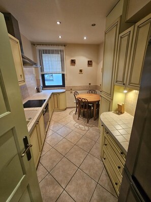 Comfort Apartment | Private kitchen - Gdynia City Center 4 - Jacuzzi by GrandA (Gdynia)