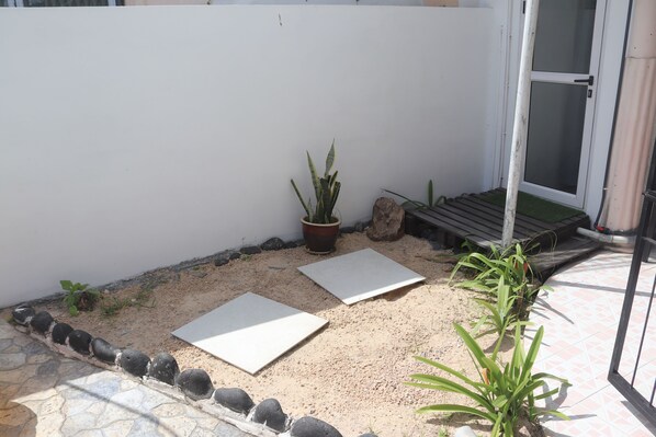 Property grounds - Chantilla Vie, near Trou aux Biches beach, Mauritius (Trou aux Biches)