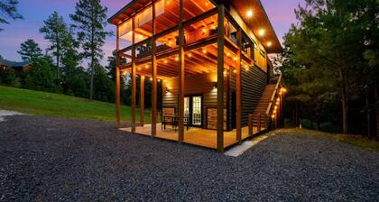 Double Magic - Unique cabin for 6 - pond, hot tub