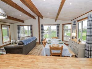 Interior - Willow Lodge (Rugeley)