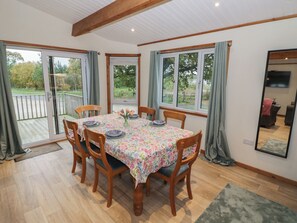 Dining - Oak Lodge (Rugeley)