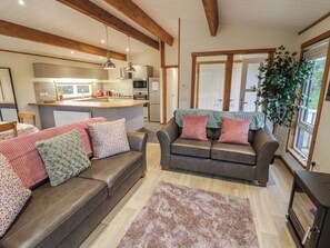 Living area - Oak Lodge (Rugeley)