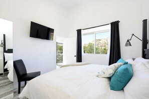 Desk, iron/ironing board, free WiFi, bed sheets