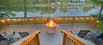 Wine & Water: Vineyard View Retreat on Little Sodus Bay