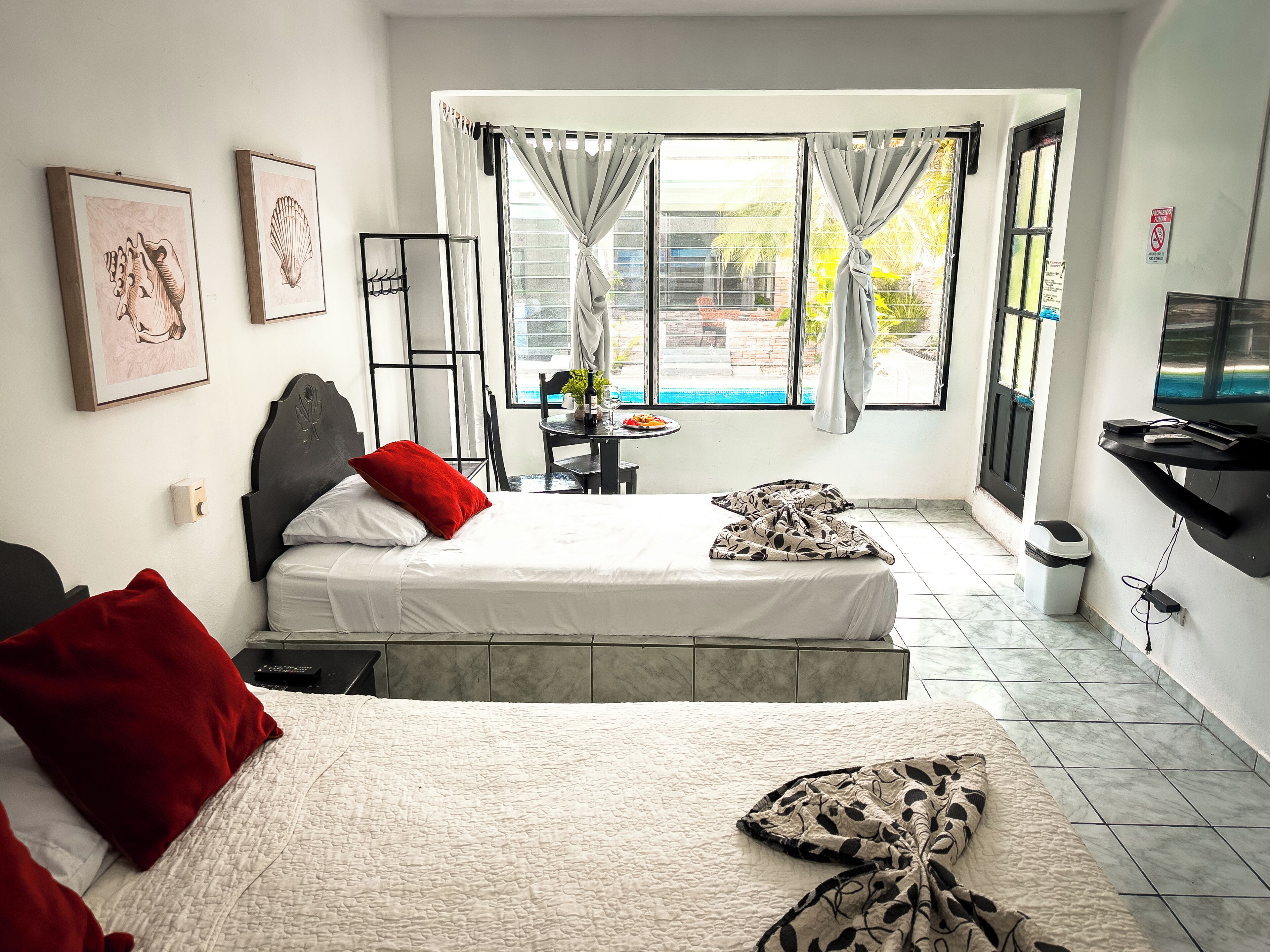 Standard Room | In-room safe, free WiFi