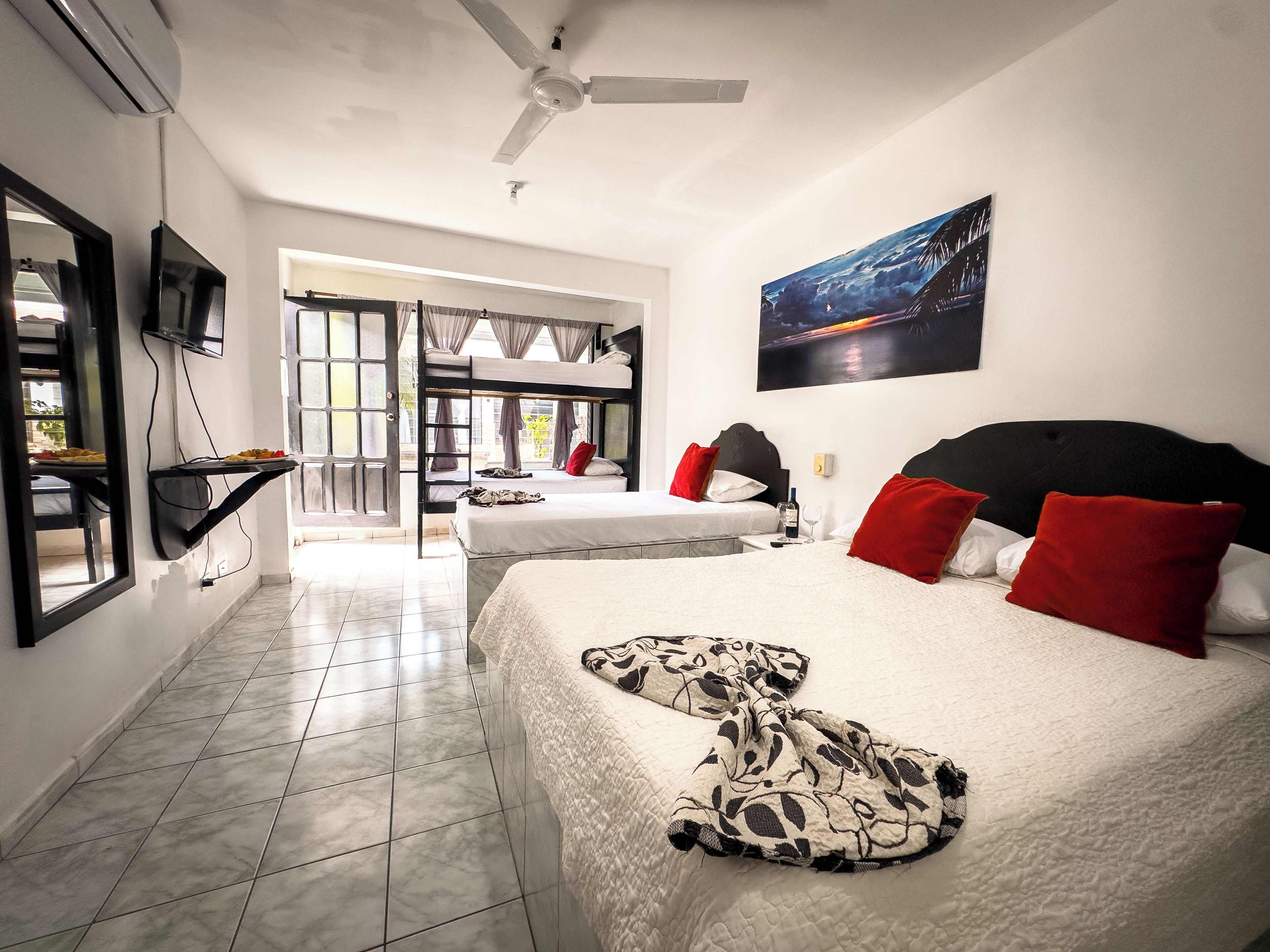 Family Room | In-room safe, free WiFi