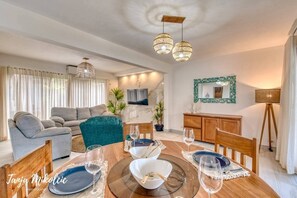 In-room safe, free WiFi - Ela Hotel Jaco (Jaco)