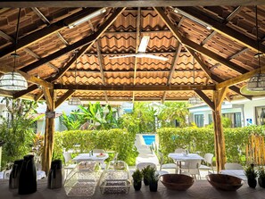 Exterior - Emma Hotel Jaco (Puntarenas)