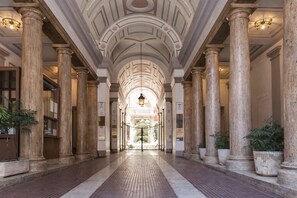 Terrace/patio - Ricci Rooms Nazionale (Rome)