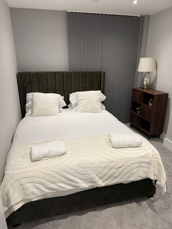 1 camera, ferro/asse da stiro, Wi-Fi, lenzuola