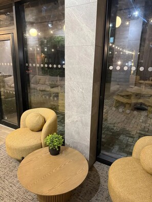 Property grounds - The EcoStay Apartment (Leicester)