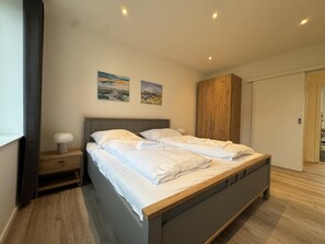 Free WiFi, bed sheets - House Deichlust Whg.2,Strichweg 165, 27476 Cuxhaven-Döse (Cuxhaven-Döse)