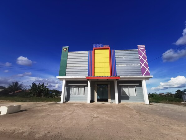 Exterior - OYO 95059 Ikon Guesthouse (Sangatta)