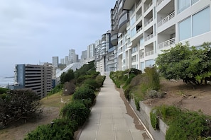 Apartment | Property grounds - Oceana Suites EuroMarina II (Viña del Mar)