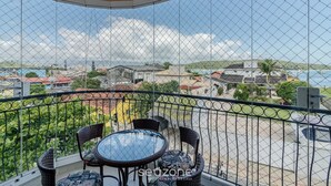 Outdoor dining - Apt w/ BBQ & View, 130m From Beach Rsd0202 (Porto Belo)