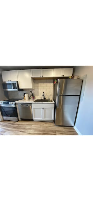 Private kitchen - Individual rooms. Shared space 8 minutes from airport (Omaha)