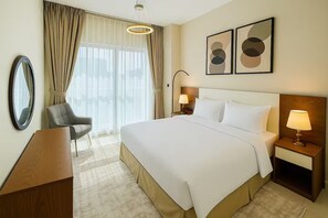 Iron/ironing board, WiFi, bed sheets - Luxury 2BR Stay • Near World Trade Centre ALK4 (Dubai)