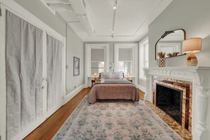 Desk, iron/ironing board, free WiFi, bed sheets