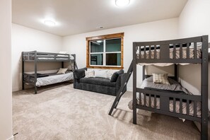 WiFi - New Cabin in Island Park (Fremont County)