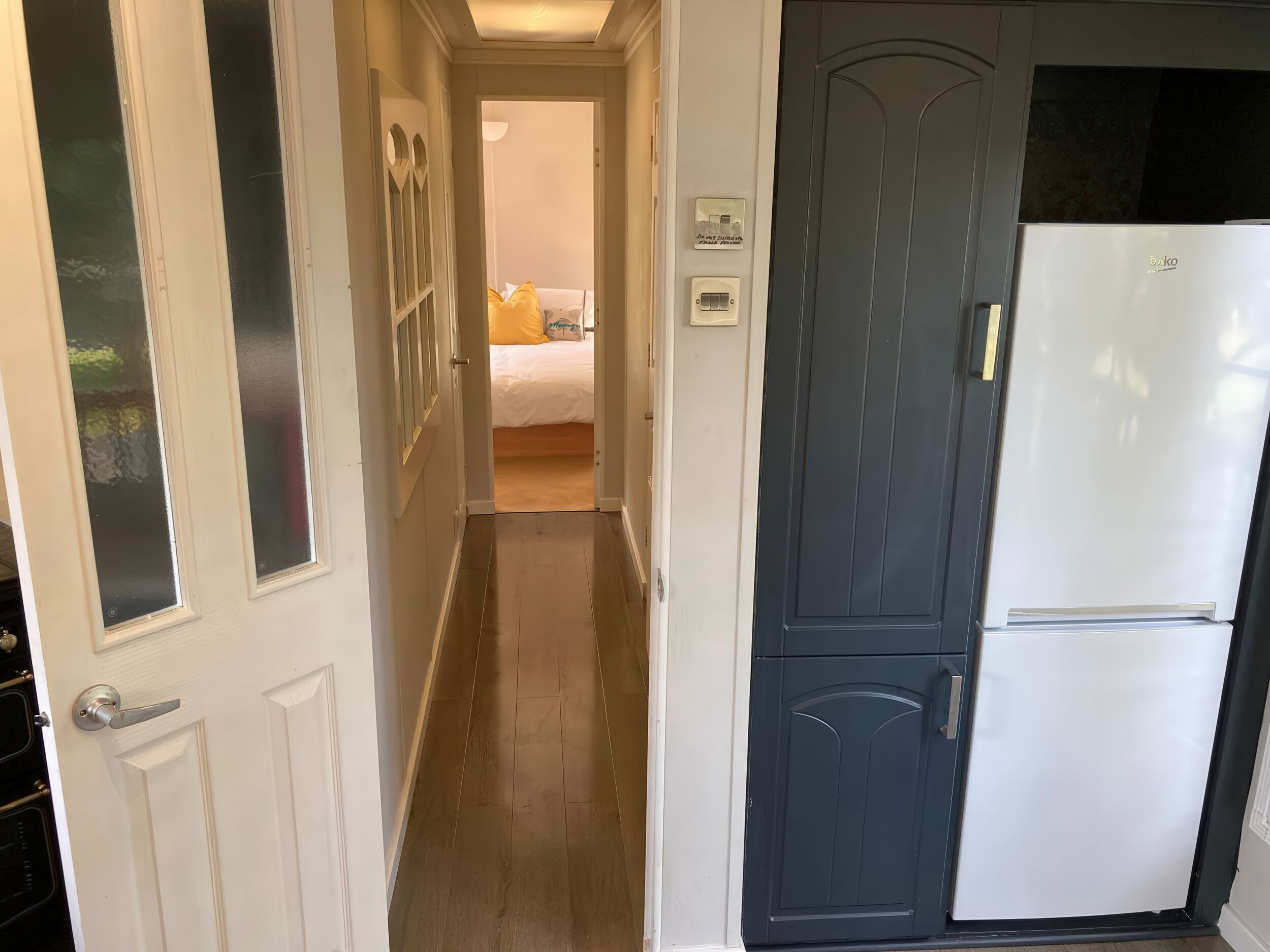 2 habitaciones, decoración personalizada y muebles diferentes 