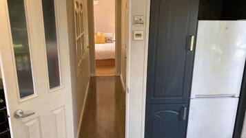 2 slaapkamers, individueel gedecoreerd, individueel gemeubileerd