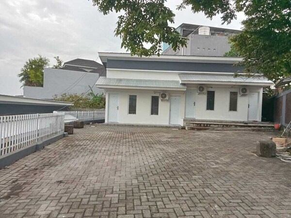 Hotel O 95063 Afifah Syariah Guest House Manado - Manado