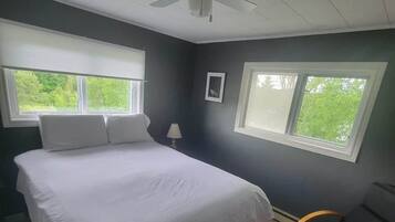 Ferros/tábuas de passar roupa, Wi-Fi, roupa de cama