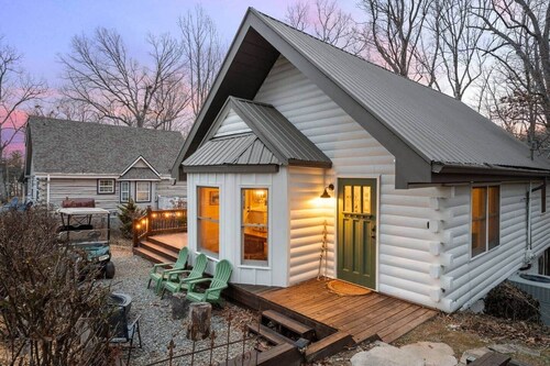 Vintage Ridge Retreat with GolfCart & Lake Sunsets