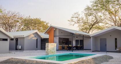LIV 5 - Studio apartment. Minutes away from the best beaches of Guanacaste.