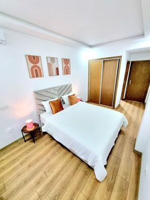 خدمة الإنترنت وملاءات أسرّة