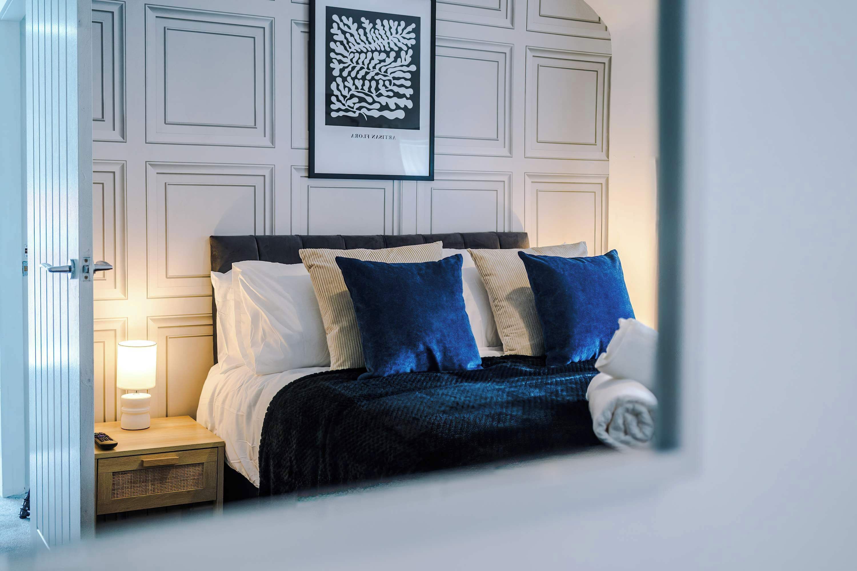 Iron/ironing board, travel cot, WiFi, bed sheets