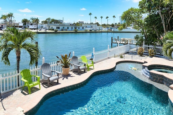 Pool - Treasure Island Beach condo (Treasure Island)