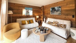 Unclassified image, 2 of 17, button - Nagano 201 New central apt in front of the slopes (Les Gets)