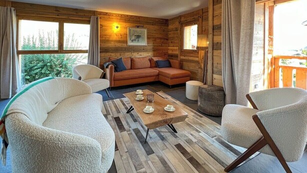 Oklassificerad bild, 1 av 23, knapp