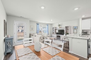 TV - Birdie Beach House (By Beach Star) (Surfside Beach)