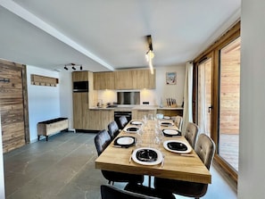 Dining - Oxalis 101 New Central Apartment  | On the slopes (Le Praz de Lys)