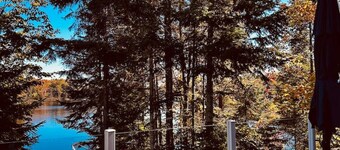 3BR Waterside Cottage w/King Beds & Fireplace